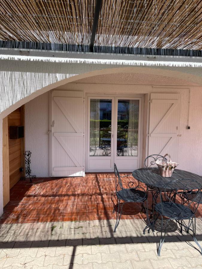 Apartament Les Flo Location Aigues-Mortes Zewnętrze zdjęcie